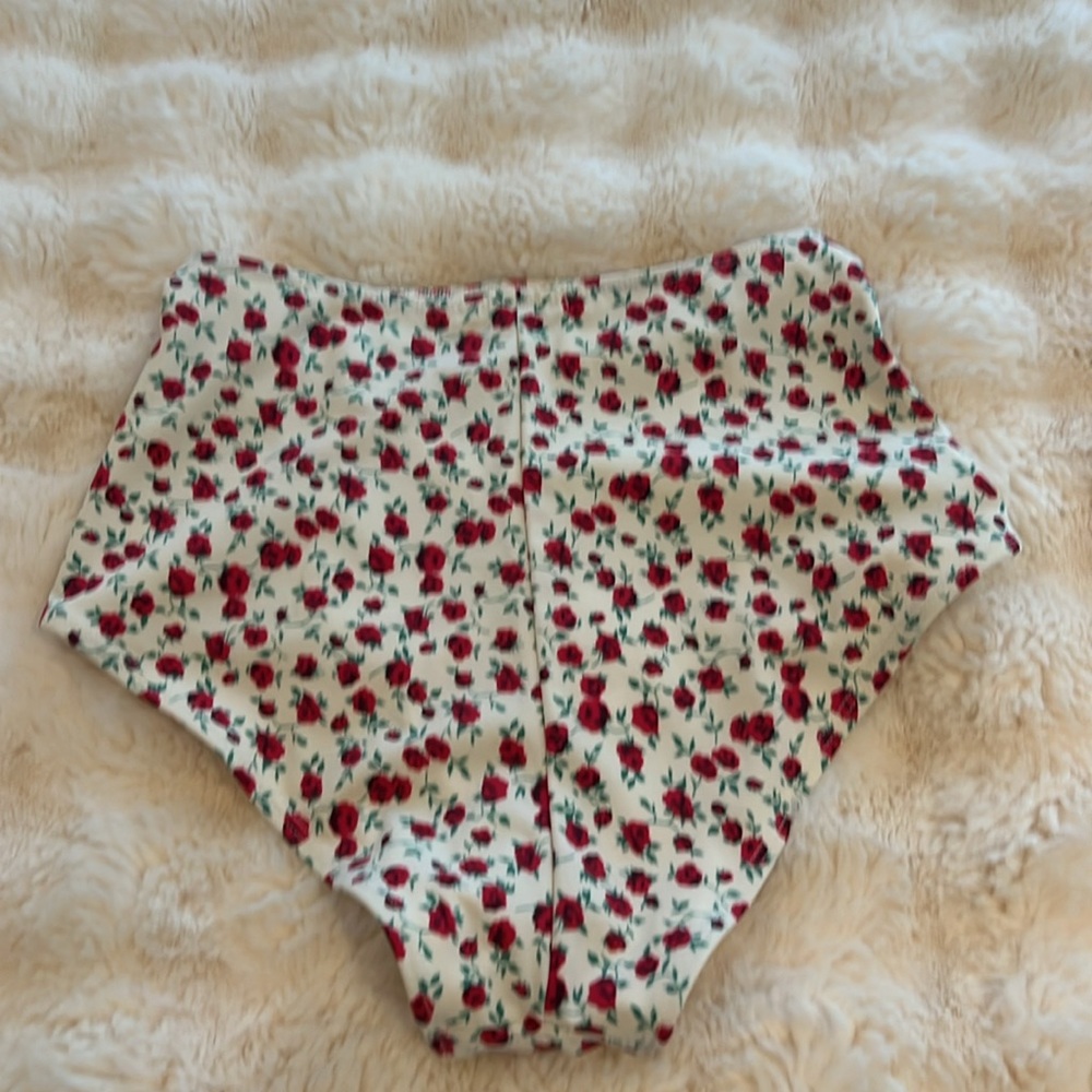 Reformation White/Red Floral High-Waisted Bikini Bottoms size XSmall - Picture 6 of 12